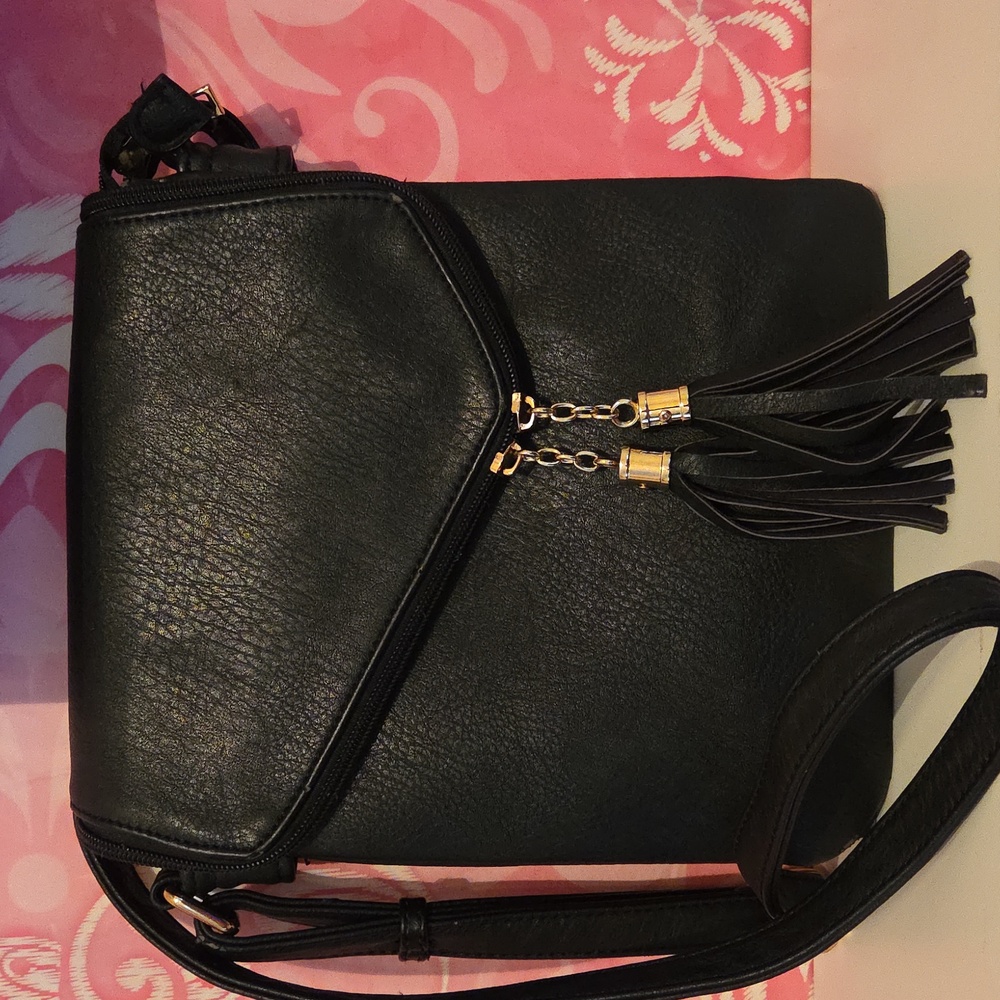 Elegant Black Crossbody Bag